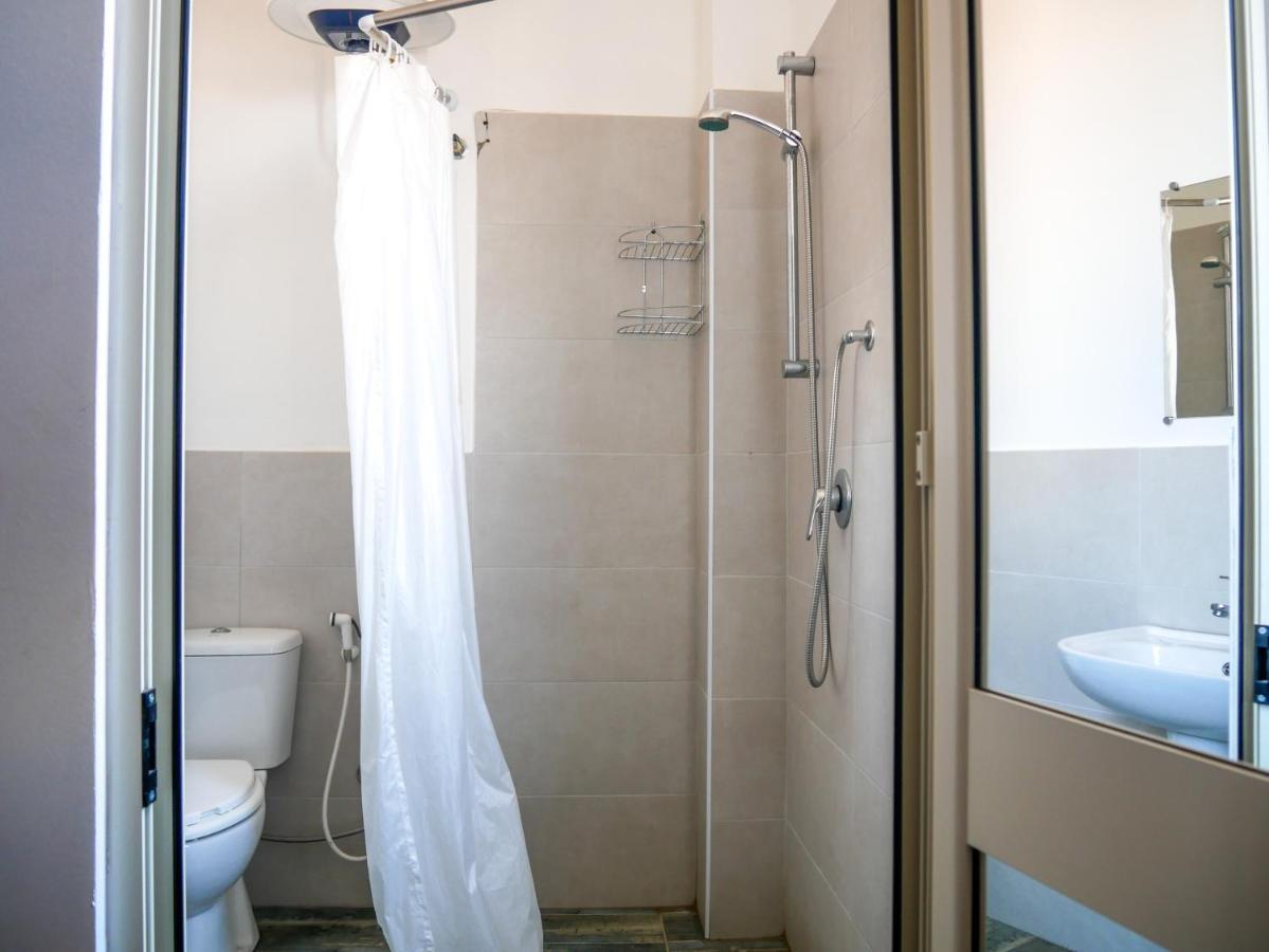 The Galley Party Hostel Shkodër